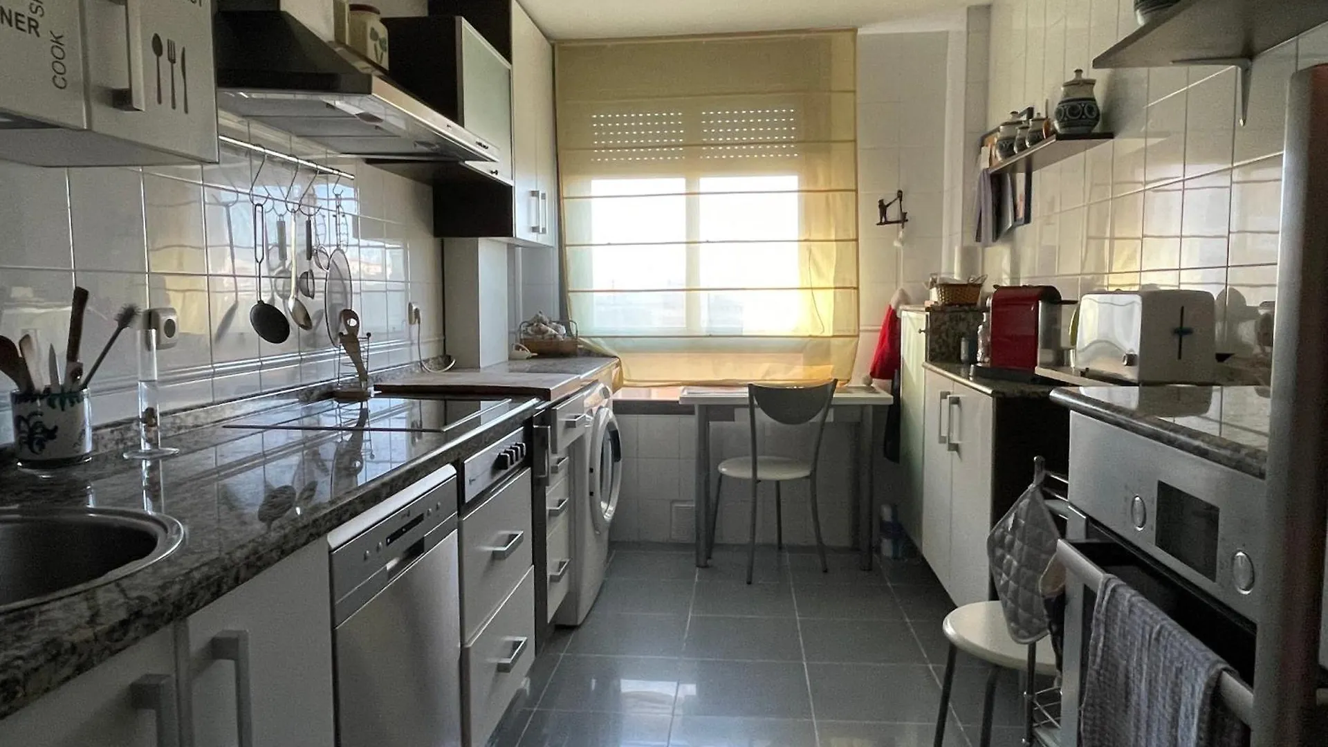 דירה סביליה Apartamento Guadalquivir - Parking Privado Opcional